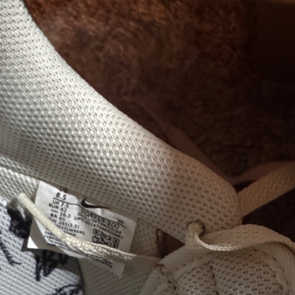 Nike Men's Tan, Cream, and Burgundy Air Force 1 07 Sneakers - Picture 6 of 7